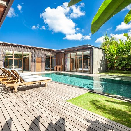 Brand New 5 Bedroom Villa Enclosed Living Room Canggu Dış mekan fotoğraf