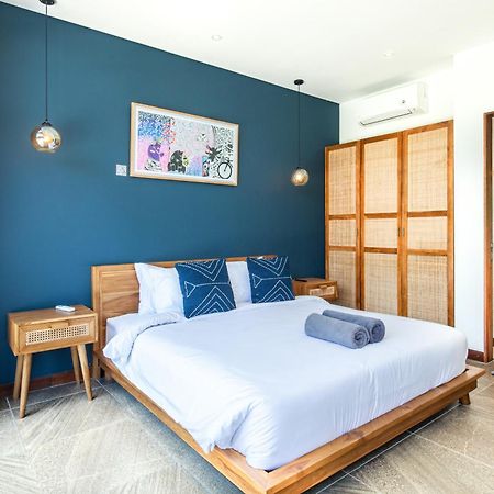 Brand New 5 Bedroom Villa Enclosed Living Room Canggu Dış mekan fotoğraf