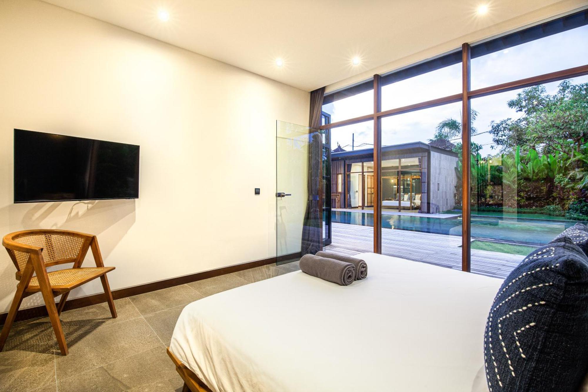 Brand New 5 Bedroom Villa Enclosed Living Room Canggu Dış mekan fotoğraf
